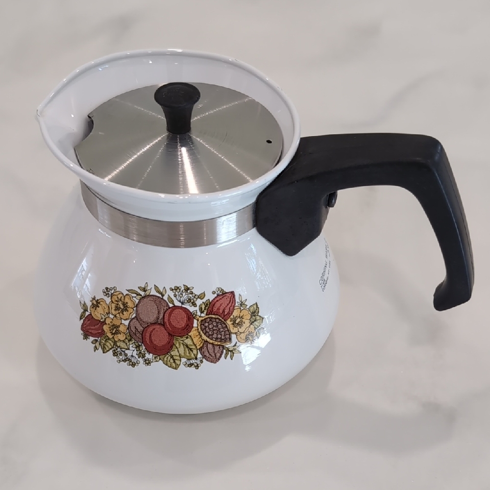 Vintage Corningware Spice Of Life Teapot, P-104,  Great Condition!
